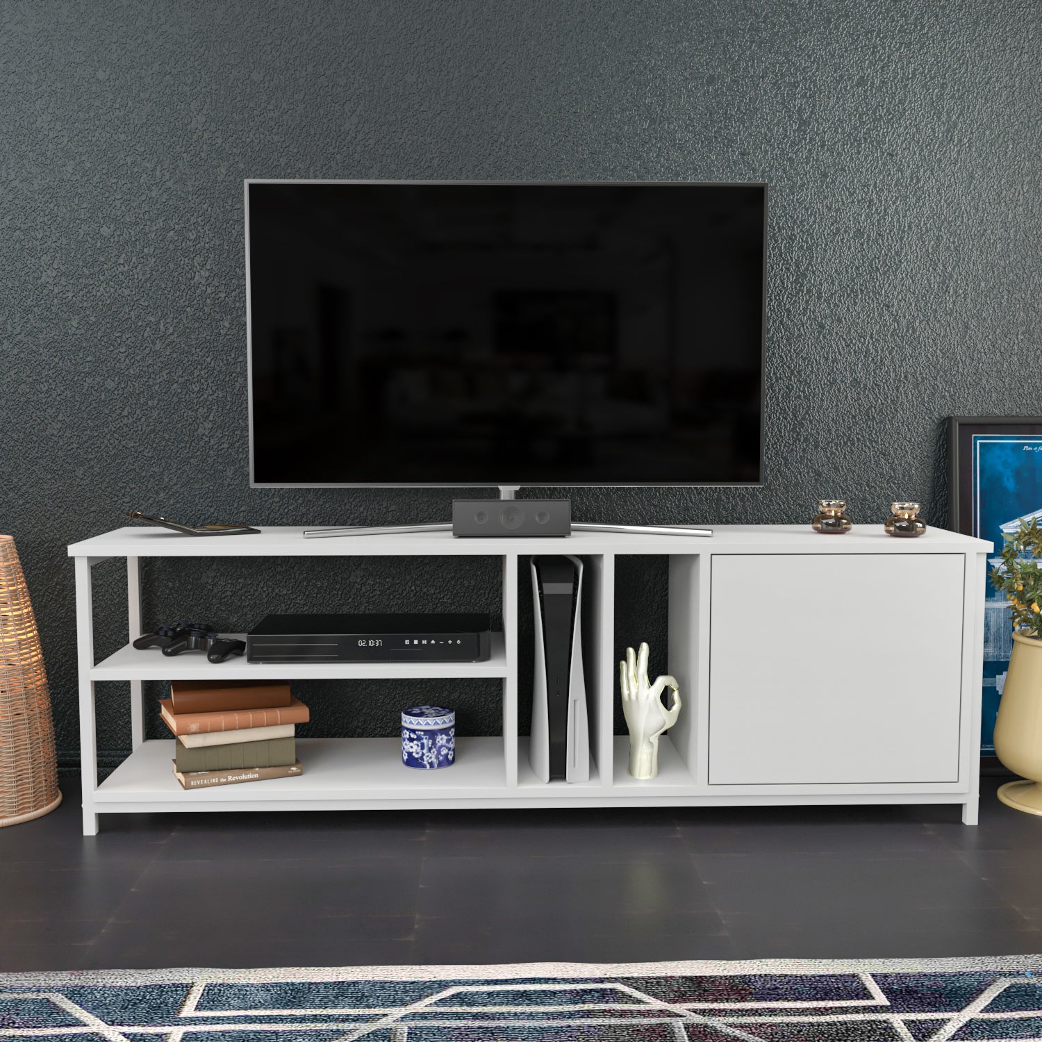 Oneida TV Unit 17