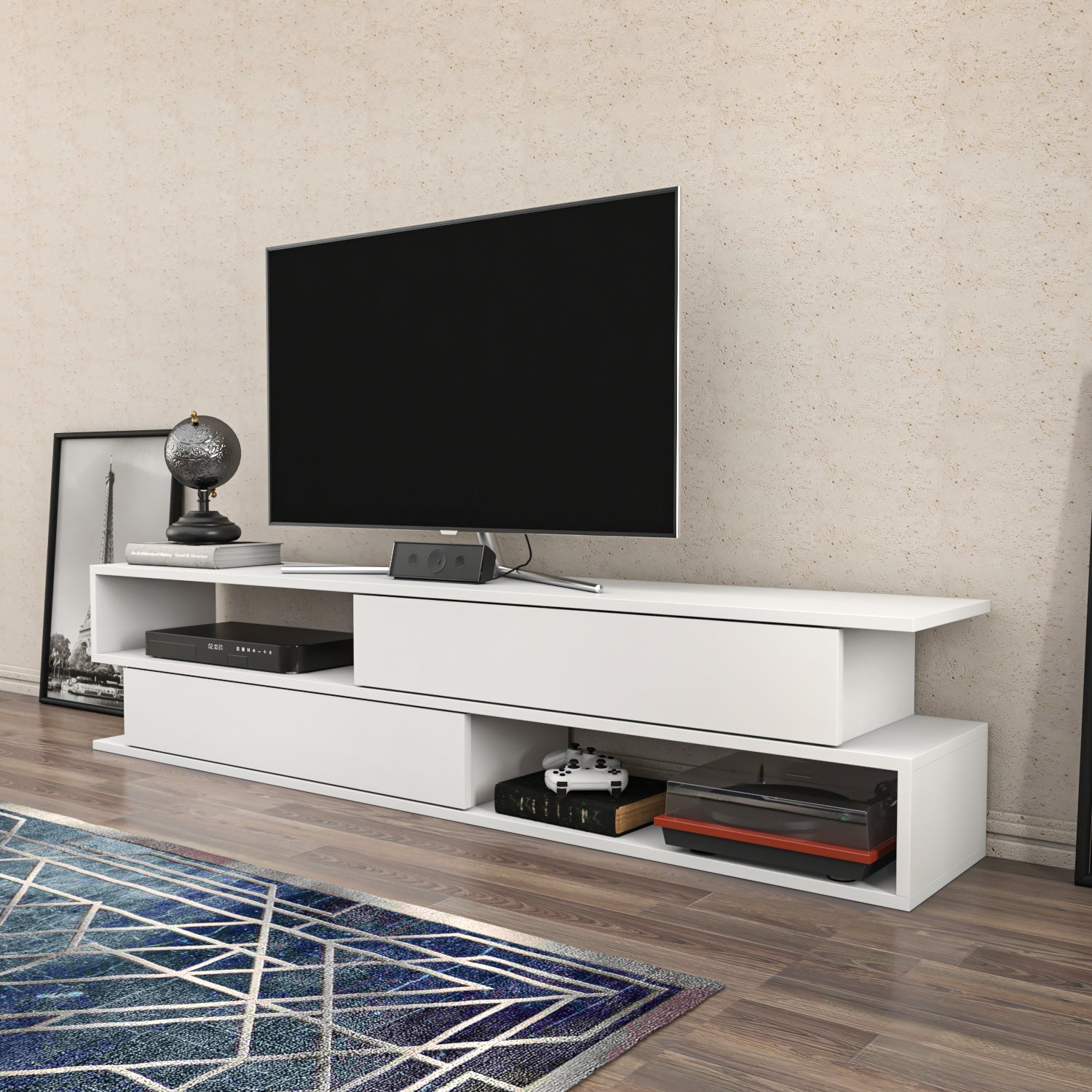 Cortez TV Unit 17